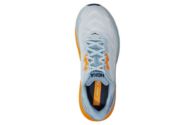 Arahi 6 &lsquo;Plein Air Bleu Brouillard Orange&rsquo;