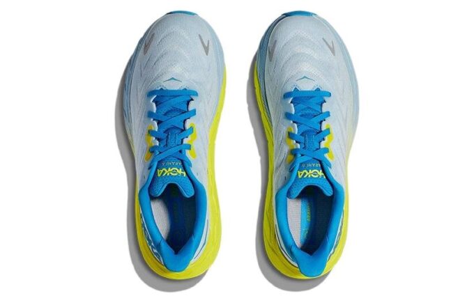 HOKA Arahi 6 &lsquo;Eau glacée&rsquo;
