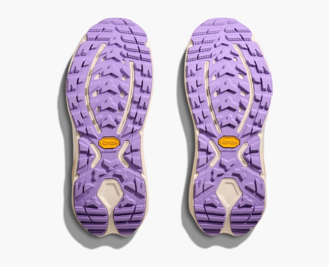 HOKA HOKA ONE ONE HOKA Sweat à capuche essentiel HOKA HOKA ONE ONE HOKA Sweat à capuche essentiel