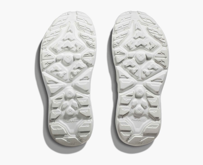 HOKA ONE ONE HOKA Sweat à capuche essentiel HOKA ONE ONE HOKA Sweat à capuche essentiel