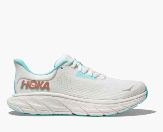 HOKA UN UN Arahi 8
