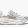 HOKA UN UN Arahi 8