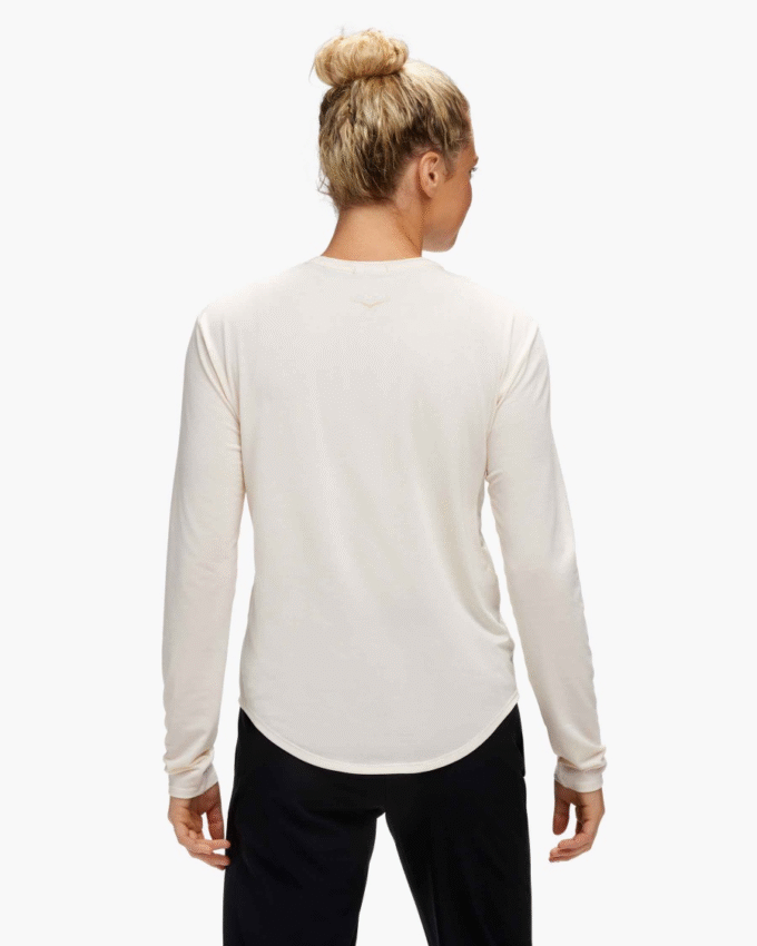 T-shirt HOKA Essential à manches longues T-shirt HOKA Essential à manches longues