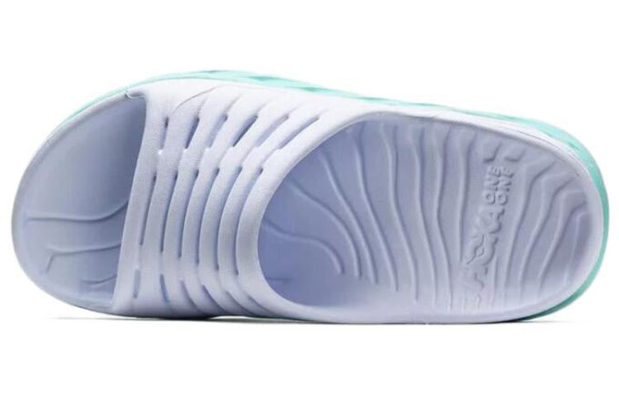 (WMNS) Diapositive de récupération 2 « Teinte blanche bleue »